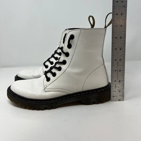 Dr Martens Boots Women's Size 8 Luana Airwalk AW004 Preppy Normcore 7 Eyelet - Picture 8 of 16